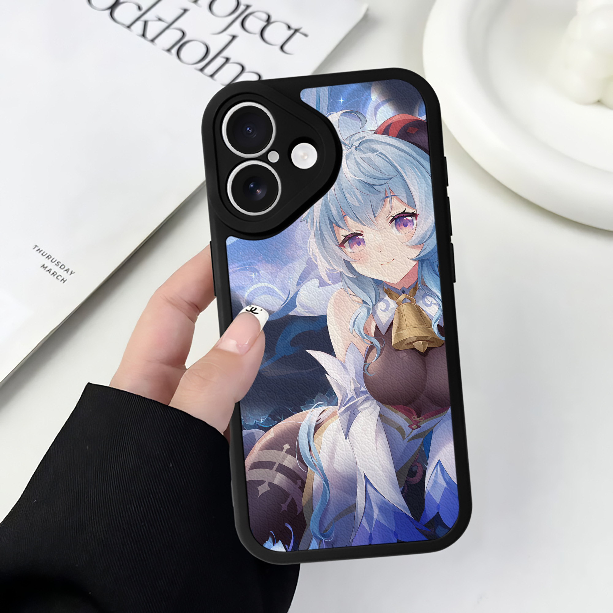 げんし神 genshin 【iPhone 16シリーズ対応】シリコンスマホケース（レザー調） 材質：シリコン